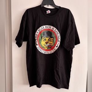 New Idlywild Cigar Box Lounge Shirt